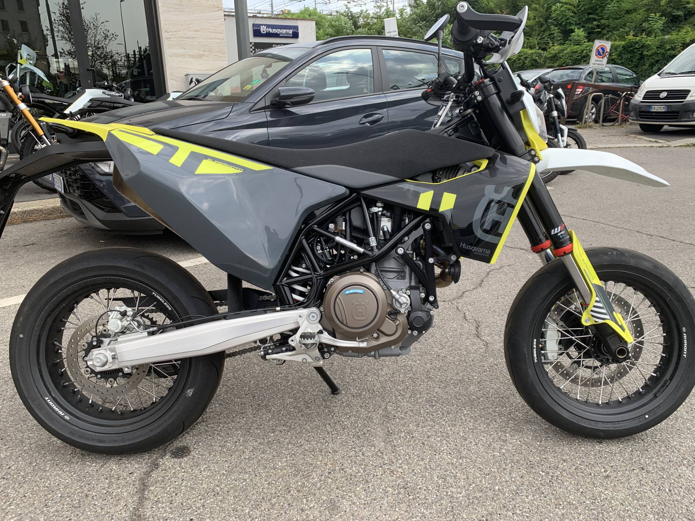 Moto usata Milano Husqvarna Motorcycles  701 Supermoto 2024